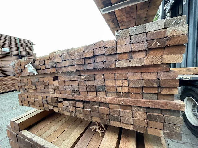 Wane planken geschaafd 3350-4000x40x21mm (266x) - afbeelding 3 van  3