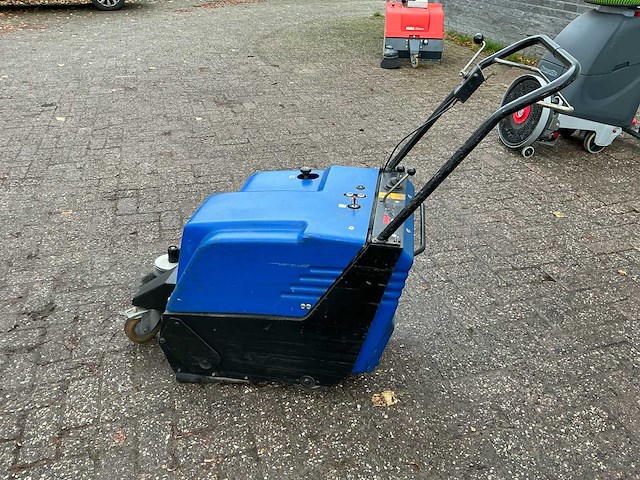 Wap alto kse 770 veegmachine - afbeelding 16 van  17