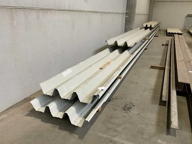 Warmdakplaten divers (45x) - afbeelding 1 van  3