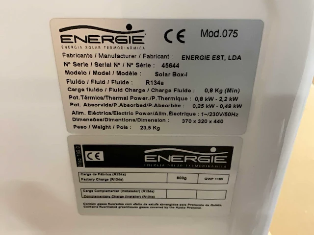 Warmtepomp en partij installatie materiaal - afbeelding 2 van  16