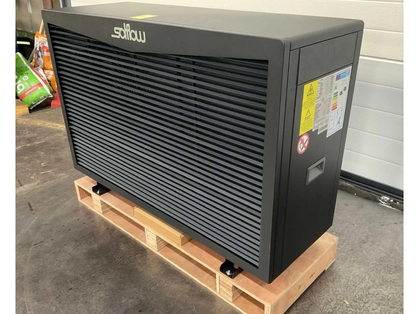 Warmtepompen, hobbykassen, wandpanelen, isolatie en industriële verwarming