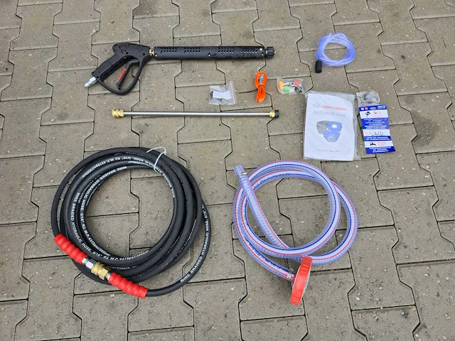 Warmwater hogedrukreiniger met tank - afbeelding 3 van  19