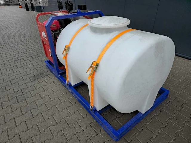 Warmwater hogedrukreiniger met tank - afbeelding 14 van  19