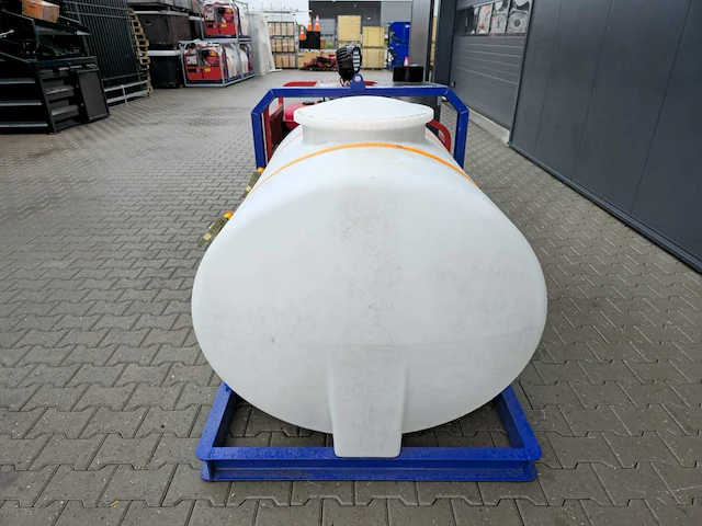 Warmwater hogedrukreiniger met tank - afbeelding 15 van  19