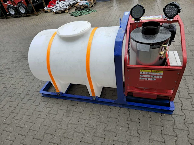 Warmwater hogedrukreiniger met tank - afbeelding 16 van  19