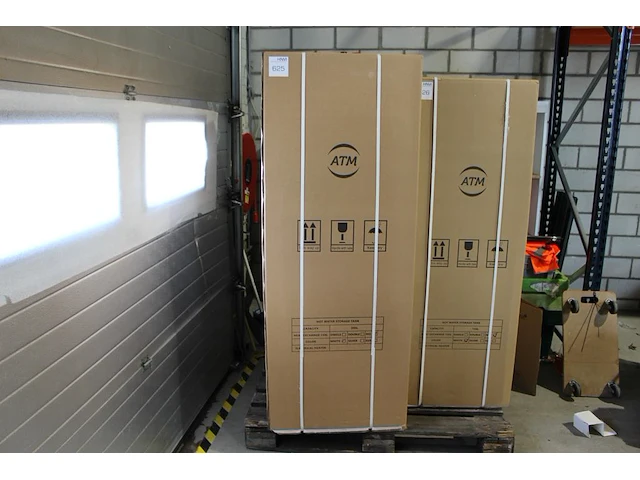 Warmwatertank atm 200 liter. - afbeelding 1 van  2