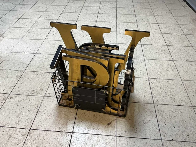 Warsteiner - letters - afbeelding 7 van  7