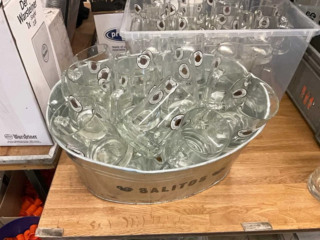 Warsteiner bierpullen (110x) - afbeelding 3 van  8