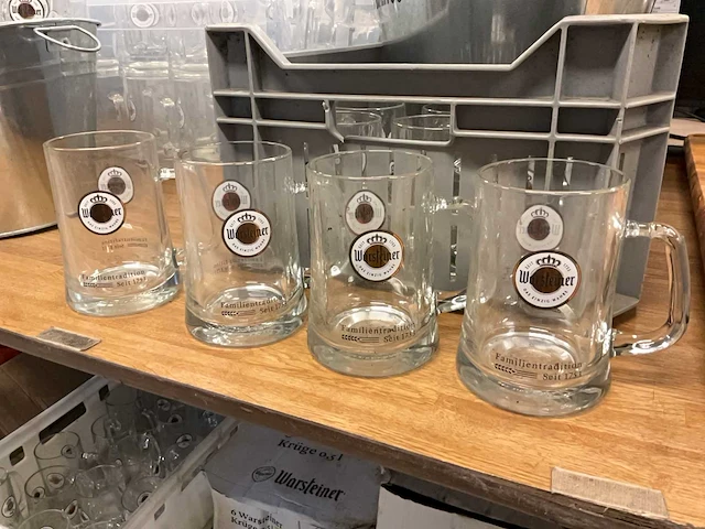 Warsteiner bierpullen (110x) - afbeelding 8 van  8