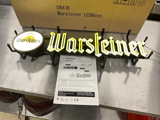Warsteiner led neon verlichting - afbeelding 1 van  6