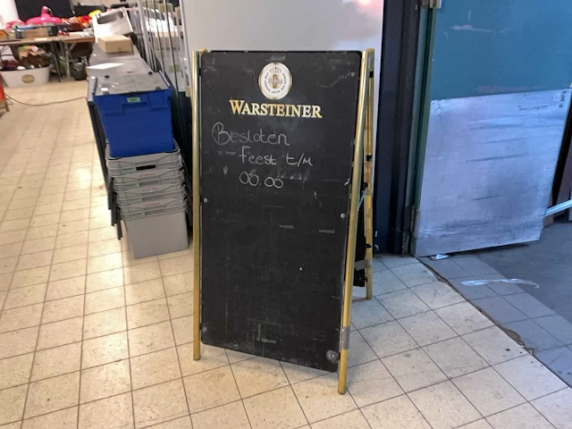 Warsteiner stoepbord - afbeelding 1 van  4