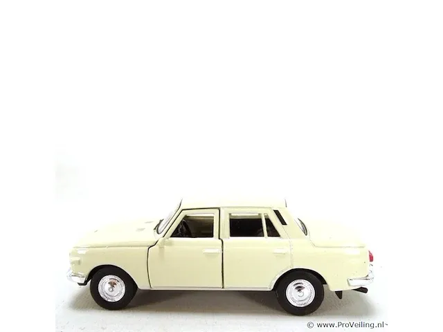 Wartburg 353 beige - afbeelding 2 van  5
