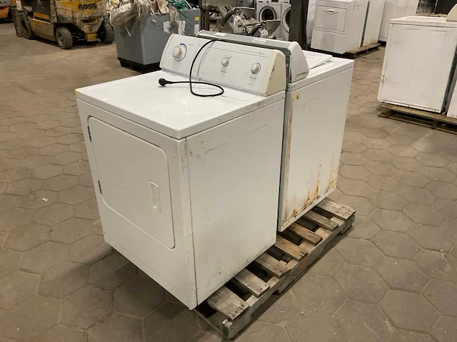 Wasdroger en wasmachine (2x) - afbeelding 3 van  10