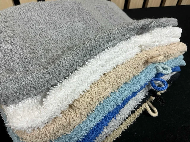 Washand diverse kleuren (480x) - afbeelding 15 van  16