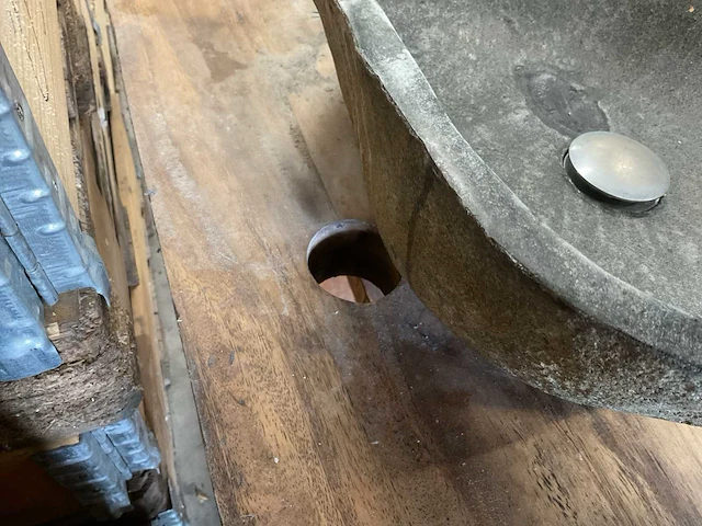 Waskom op tafel - afbeelding 4 van  4