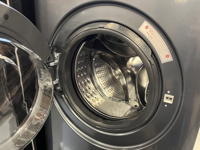 Wasmachine 10 kg 16 programma's space pro chiq, cfl100-14586im3xa - afbeelding 6 van  7