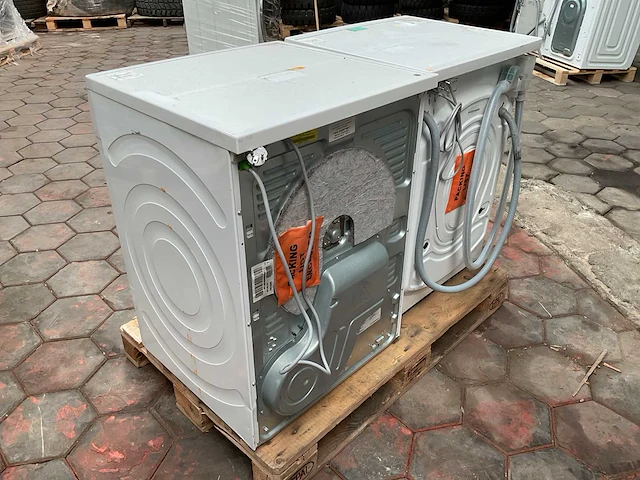 Wasmachine en droger - afbeelding 3 van  8