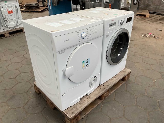 Wasmachine en wasdroger (2x) - afbeelding 1 van  8