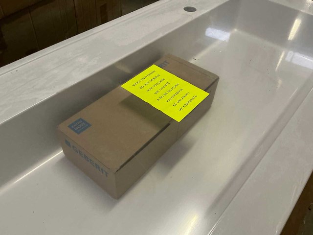 Wastafel (135 cm) (3x) - afbeelding 3 van  3