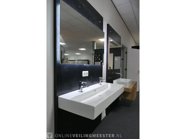 Wastafel villeroy & boch, memento, wit - afbeelding 5 van  12