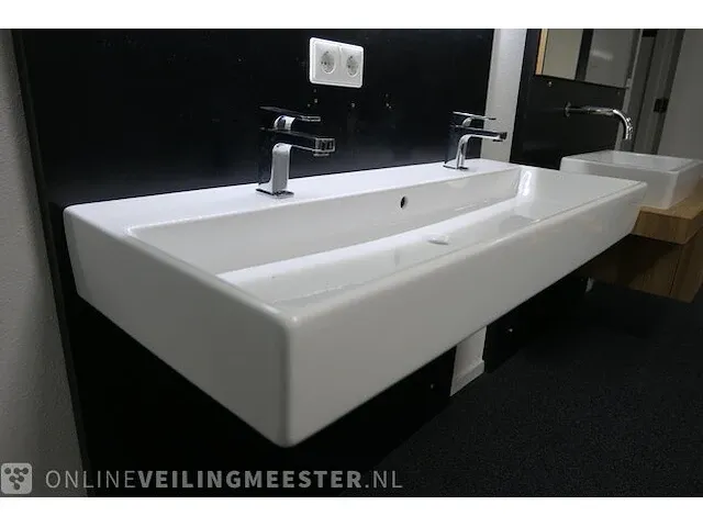 Wastafel villeroy & boch, memento, wit - afbeelding 8 van  12