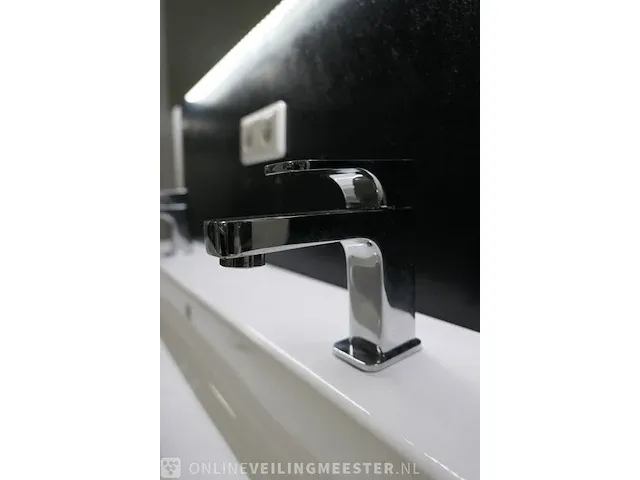 Wastafel villeroy & boch, memento, wit - afbeelding 12 van  12