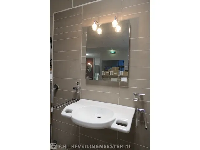 Wastafelset villeroy & boch, glans wit - afbeelding 12 van  18