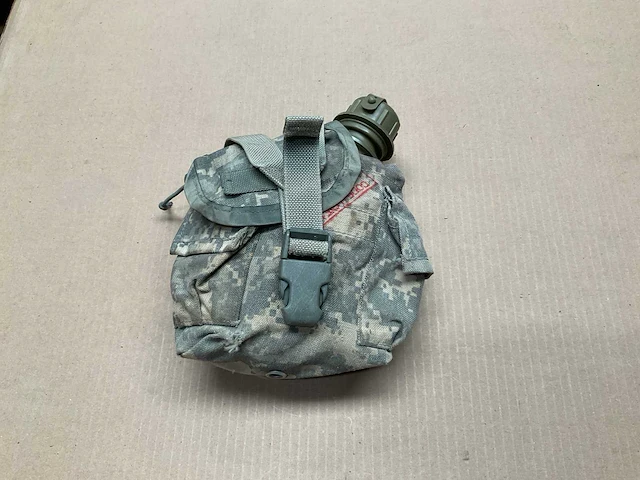Water bottle in pouch set (25x) - afbeelding 2 van  4