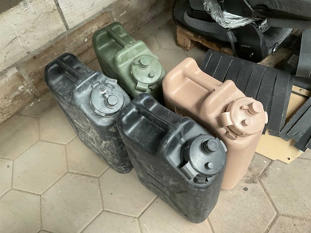 Water kan (4x) - afbeelding 3 van  3