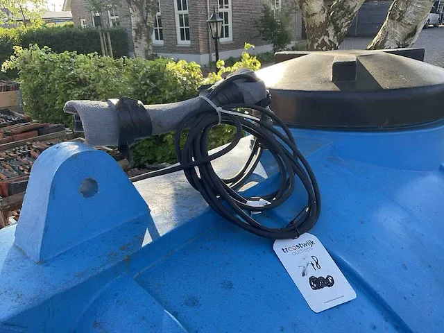 Water tank 2000 l - afbeelding 3 van  5