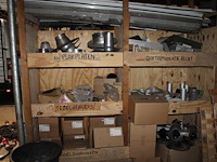 Waterafvoeren w.o. 100% lood, uitlopen, spuwers, ontluchtingskappen, etc. in 13 schappen. - afbeelding 11 van  14