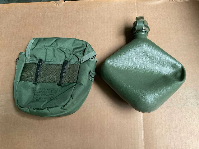 Watercanteen with pouch (12x) - afbeelding 2 van  4