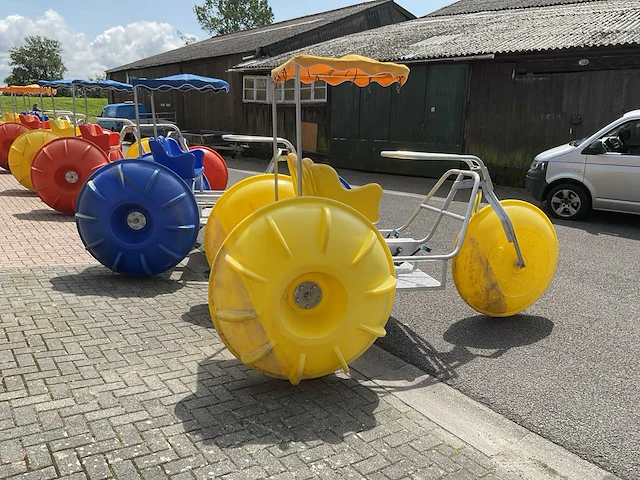 Waterfiets (2x) (c) - afbeelding 5 van  6