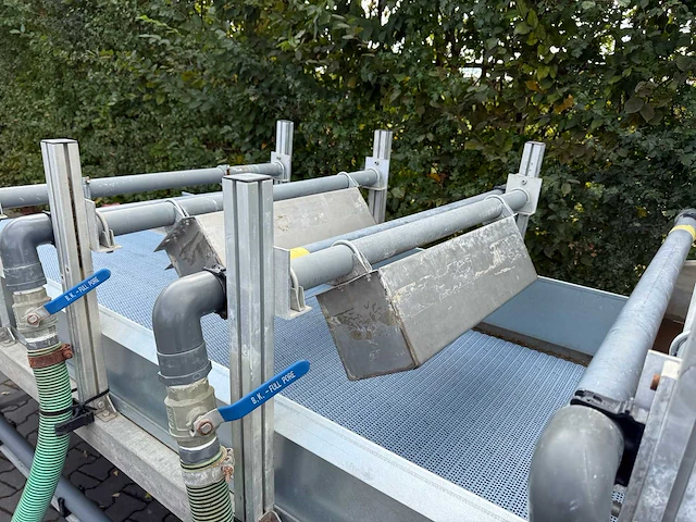 Watergeefmachine - afbeelding 8 van  22