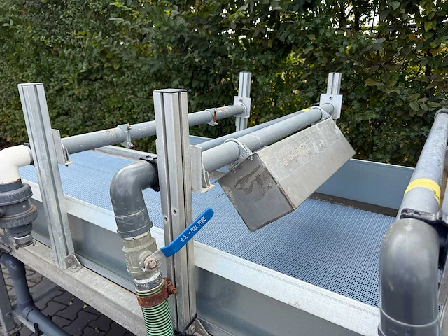Watergeefmachine - afbeelding 9 van  22