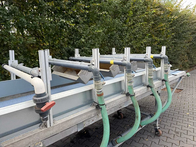 Watergeefmachine - afbeelding 11 van  22