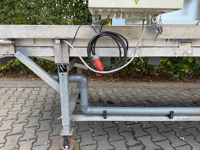 Watergeefmachine - afbeelding 13 van  22
