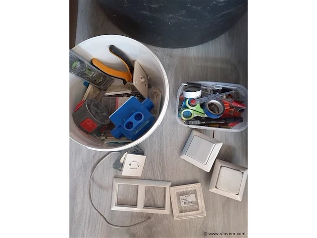 Waterpas en elektrisch gereedschap - afbeelding 4 van  4