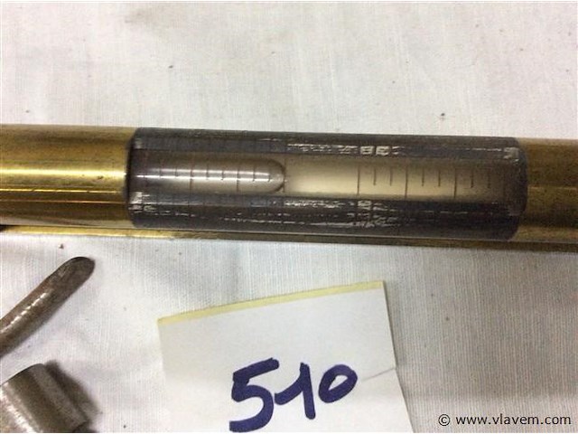 Waterpas + - afbeelding 2 van  2