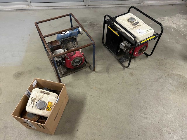 Waterpomp en generator - afbeelding 2 van  7