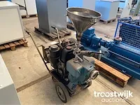 Waterpomp met dieselmotor - afbeelding 4 van  6