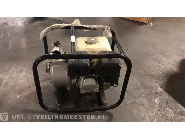 Waterpomp würzburg germany - afbeelding 3 van  4