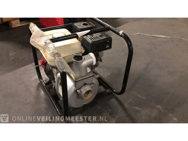 Waterpomp würzburg germany - afbeelding 4 van  4