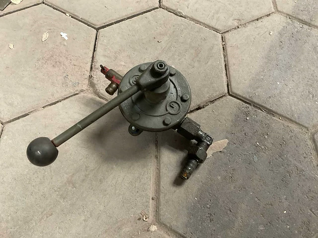 Waterpomp - afbeelding 1 van  3