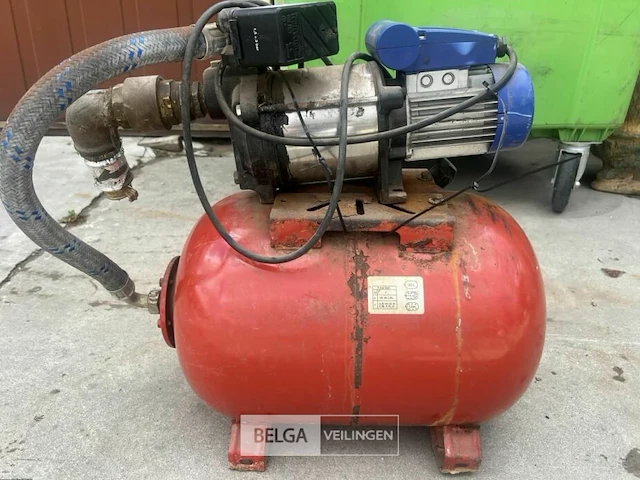 Waterpomp - afbeelding 1 van  3