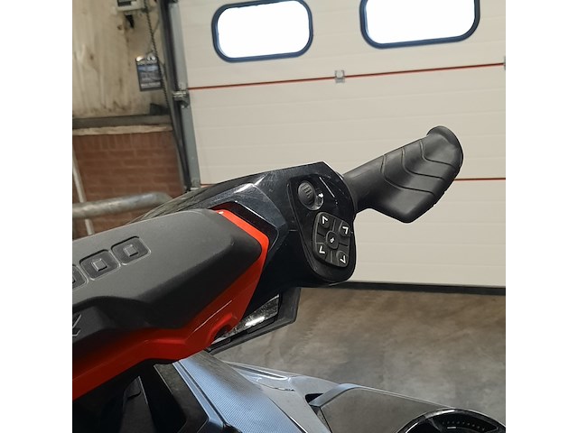 Waterscooter, sea doo, 300 rotax - afbeelding 10 van  27