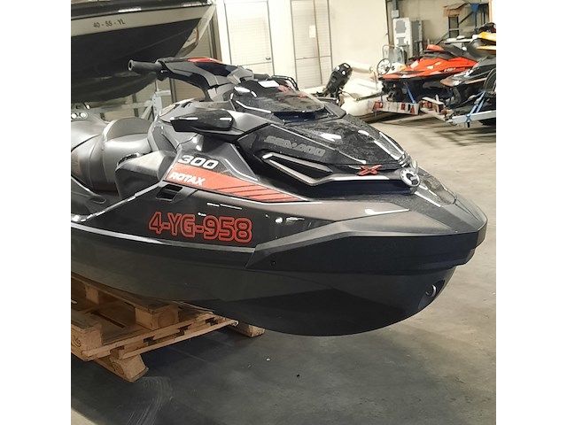 Waterscooter, sea doo, 300 rotax - afbeelding 20 van  27