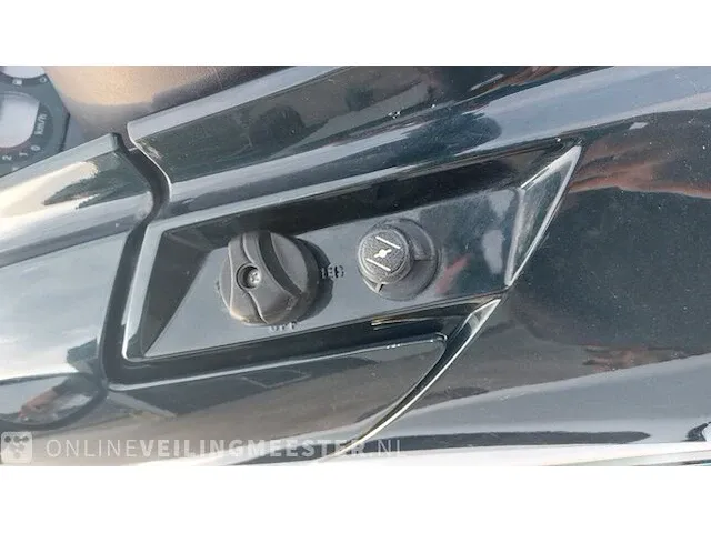 Waterscooter yamaha, waverunner 800 xl met boottrailer - afbeelding 13 van  37