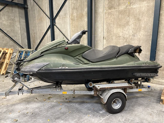 Waterscooter, yamaha, waverunner, groen - afbeelding 1 van  38