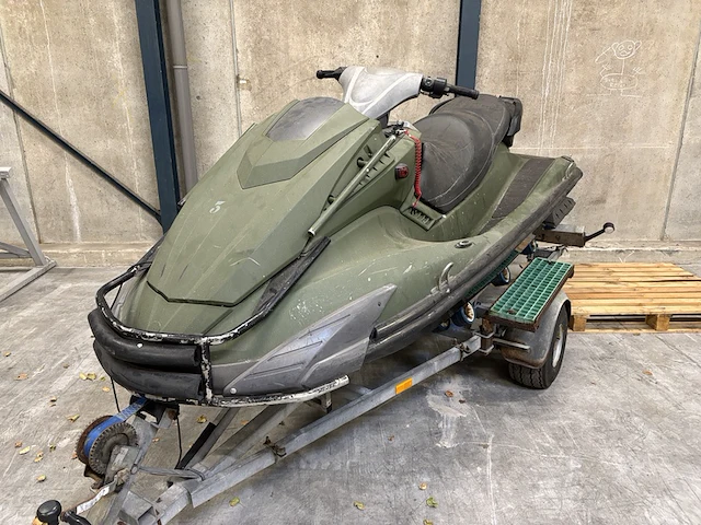 Waterscooter, yamaha, waverunner - afbeelding 1 van  33